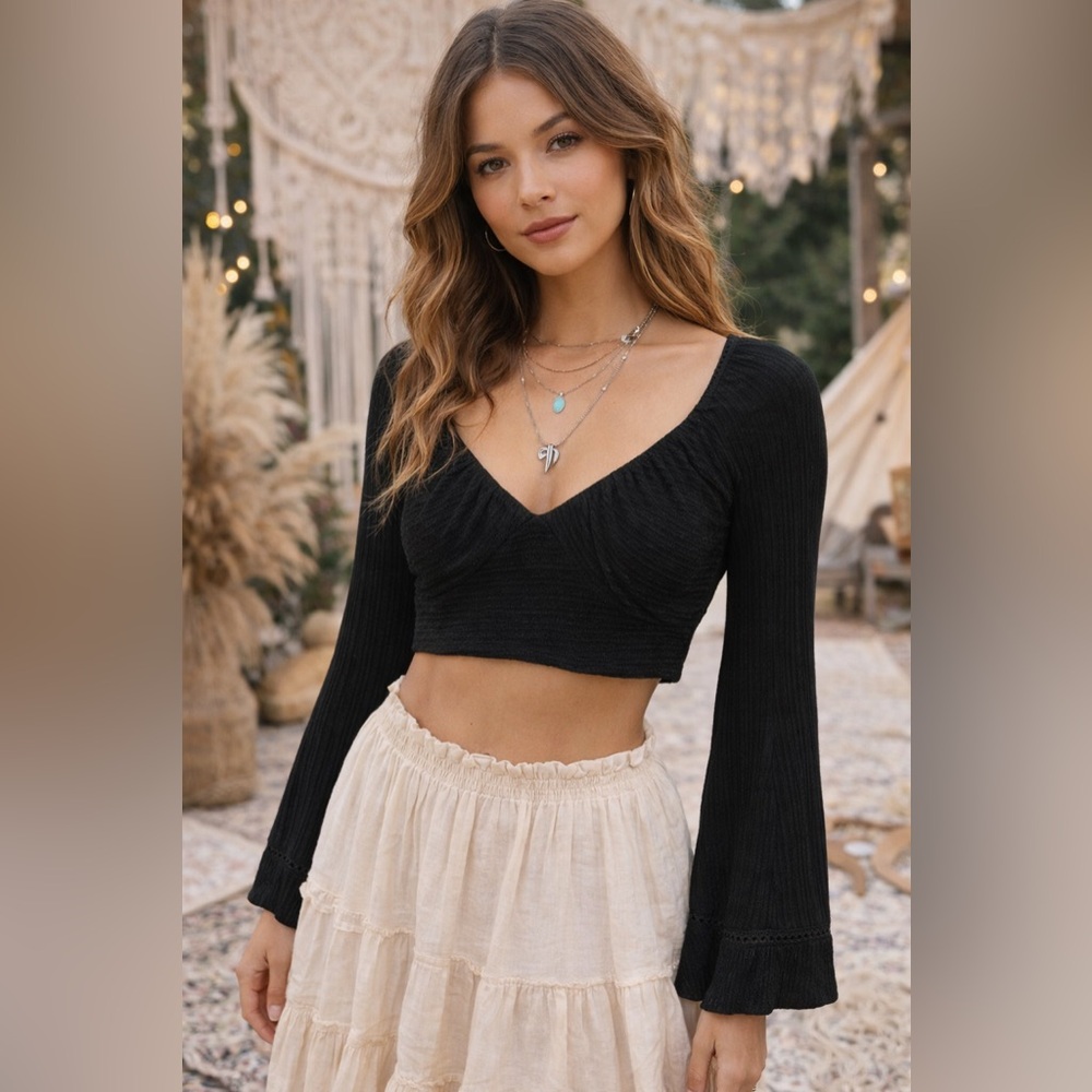 Free People Black Ribbed Bell Sleeve Crop Top Boho Size Small